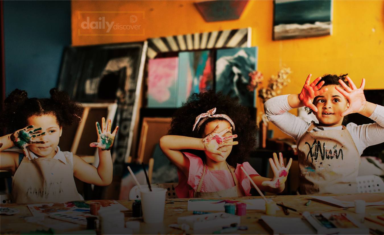 January 2026 calendar marked with holidays and a travel suitcase representing vacations