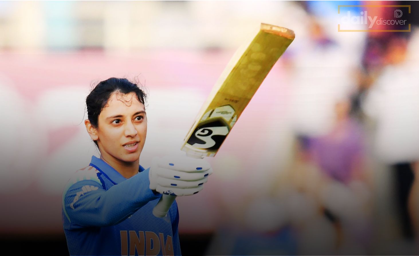 Smriti Mandhana celebrating after reaching 10000 international runs